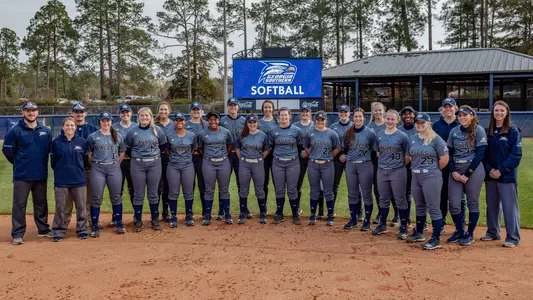 Softball Team 2019