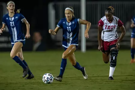 Durham-O_21WSOC_TROY_AJH