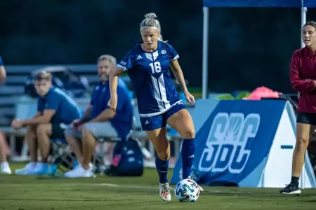 Winka-K_21WSOC_TROY_AJH