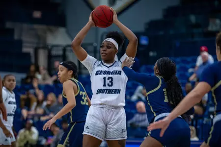 Marks-T_2122WBB_FIU_AJH