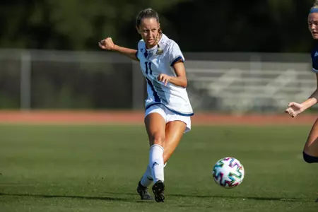 Durham-O_21WSOC_Blue-White_AJH