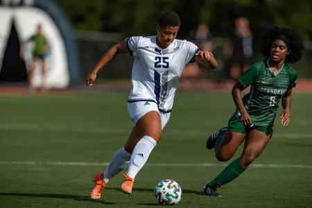 Heinrichs-S_21WSOC_JU_AJH