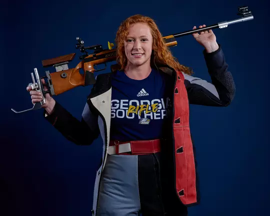 Erin_Ballard_21RIFLE_Portrait