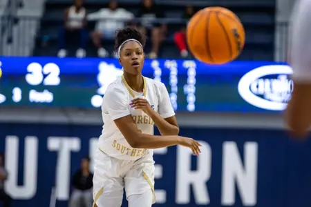 Georgia Southern freshman guard Paris Miller (2) during the NCAA womenâ??s basketball game between Georgia Southern and Allen at Hanner Fieldhouse on November 7, 2022 in Statesboro, Georgia. (Photograph by AJ Henderson / Georgia Southern Athletics)