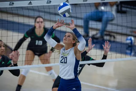 Georgia Southern setter Callaway Cason (20) during the NCAA women’s volleyball game between Georgia Southern and Stetson at Hanner Fieldhouse on August 26, 2022 in Statesboro, Georgia. (Photograph by AJ Henderson / Georgia Southern Athletics