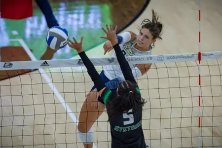 Georgia Southern outside hitter Paige Powers (21) during the NCAA women’s volleyball game between Georgia Southern and Stetson at Hanner Fieldhouse on August 26, 2022 in Statesboro, Georgia. (Photograph by AJ Henderson / Georgia Southern Athletics