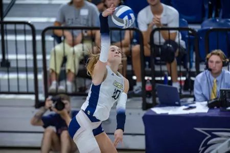 Georgia Southern outside hitter Maggie Sale (10) during the NCAA women’s volleyball game between Georgia Southern and Stetson at Hanner Fieldhouse on August 26, 2022 in Statesboro, Georgia. (Photograph by AJ Henderson / Georgia Southern Athletics