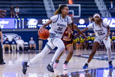 Georgia Southern senior guard McKenna Eddings (30) during the NCAA women’s basketball game between Georgia Southern and Bethune-Cookman at Hanner Fieldhouse on November 12, 2024 in Statesboro, Georgia. (Photograph by AJ Henderson / Georgia Southern Athletics)