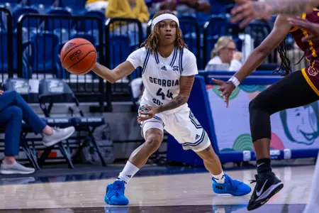 Georgia Southern junior guard Nakiyah Mays-Prince during the NCAA women’s basketball game between Georgia Southern and Bethune-Cookman at Hanner Fieldhouse on November 12, 2024 in Statesboro, Georgia. (Photograph by AJ Henderson / Georgia Southern Athletics)
