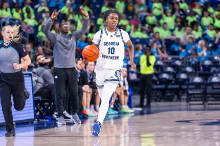 Georgia Southern freshman guard Jamiria Jones (10) during the NCAA women’s basketball game between Georgia Southern and Coastal Georgia at Jack and Ruth Ann Hill Convocation Center on December 13, 2024 in Statesboro, Georgia. (Photograph by AJ Henderson / Georgia Southern Athletics)
