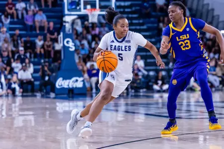 Georgia Southern junior guard Kyla Bryant (5) during the NCAA women’s basketball game between Georgia Southern and LSU at Jack and Ruth Ann Hill Convocation Center on November 9, 2025 in Statesboro, Georgia. (Photograph by AJ Henderson / Georgia Southern Athletics)