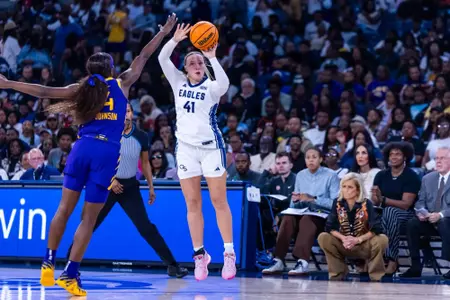 Georgia Southern freshman forward Kayla Cleaveland (41) during the NCAA women’s basketball game between Georgia Southern and LSU at Jack and Ruth Ann Hill Convocation Center on November 9, 2025 in Statesboro, Georgia. (Photograph by AJ Henderson / Georgia Southern Athletics)