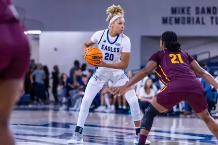 Georgia Southern junior forward Lia Anderson (20) during the NCAA women’s basketball game between Georgia Southern and Central Michigan at Jack and Ruth Ann Hill Convocation Center on November 3, 2025 in Statesboro, Georgia. (Photograph by AJ Henderson / Georgia Southern Athletics)