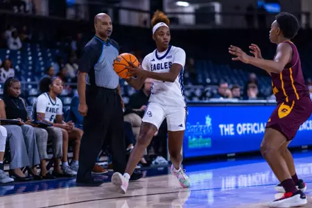 Georgia Southern graduate guard Shanti Simmons (4) during the NCAA women’s basketball game between Georgia Southern and Central Michigan at Jack and Ruth Ann Hill Convocation Center on November 3, 2025 in Statesboro, Georgia. (Photograph by AJ Henderson / Georgia Southern Athletics)