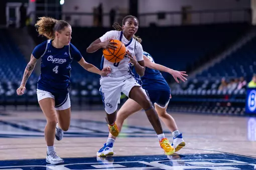 Destiny Garrett WBB UNF 2025-26