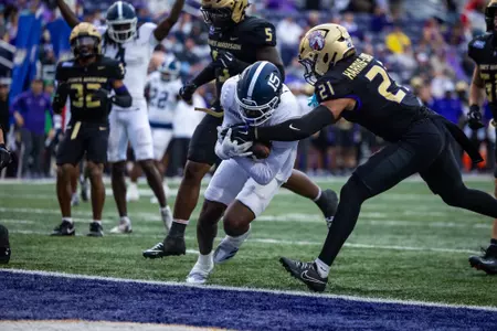 Taylor Bradshaw scores a touchdown during the NCAA football game between Georgia Southern and James Madison at Bridgeford Stadium on September 27, 2025 in Harrisonburg, Virginia. (Photograph by AJ Henderson / Georgia Southern Athletics)
