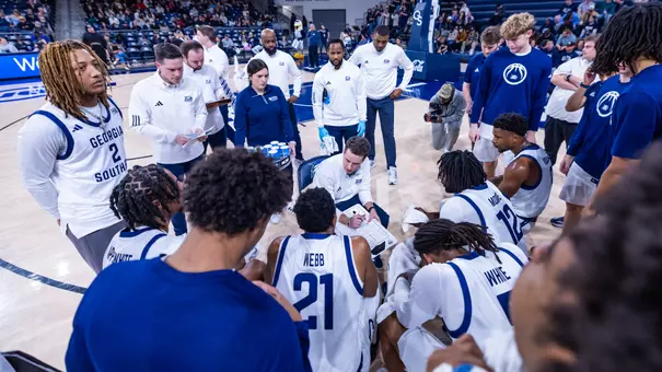 Team Huddle - Old Dominion