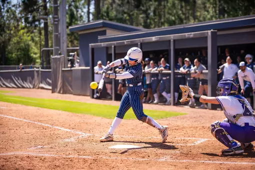 Kayla Christensen batting