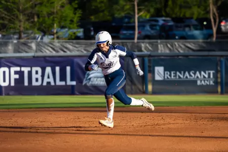 Kayla Christensen baserunning