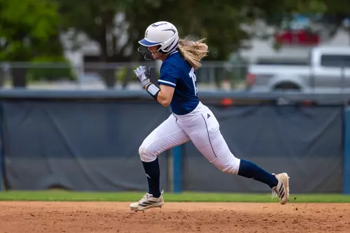 Brooke Kell baserunning