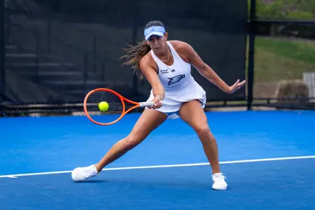 Georgia Southern sophomore Angelina Mihajlovic during the NCAA women’s tennis match between Georgia Southern and App State at Wallis Tennis Center on April 3, 2026 in Statesboro, Georgia. (Photograph by AJ Henderson / Georgia Southern Athletics)