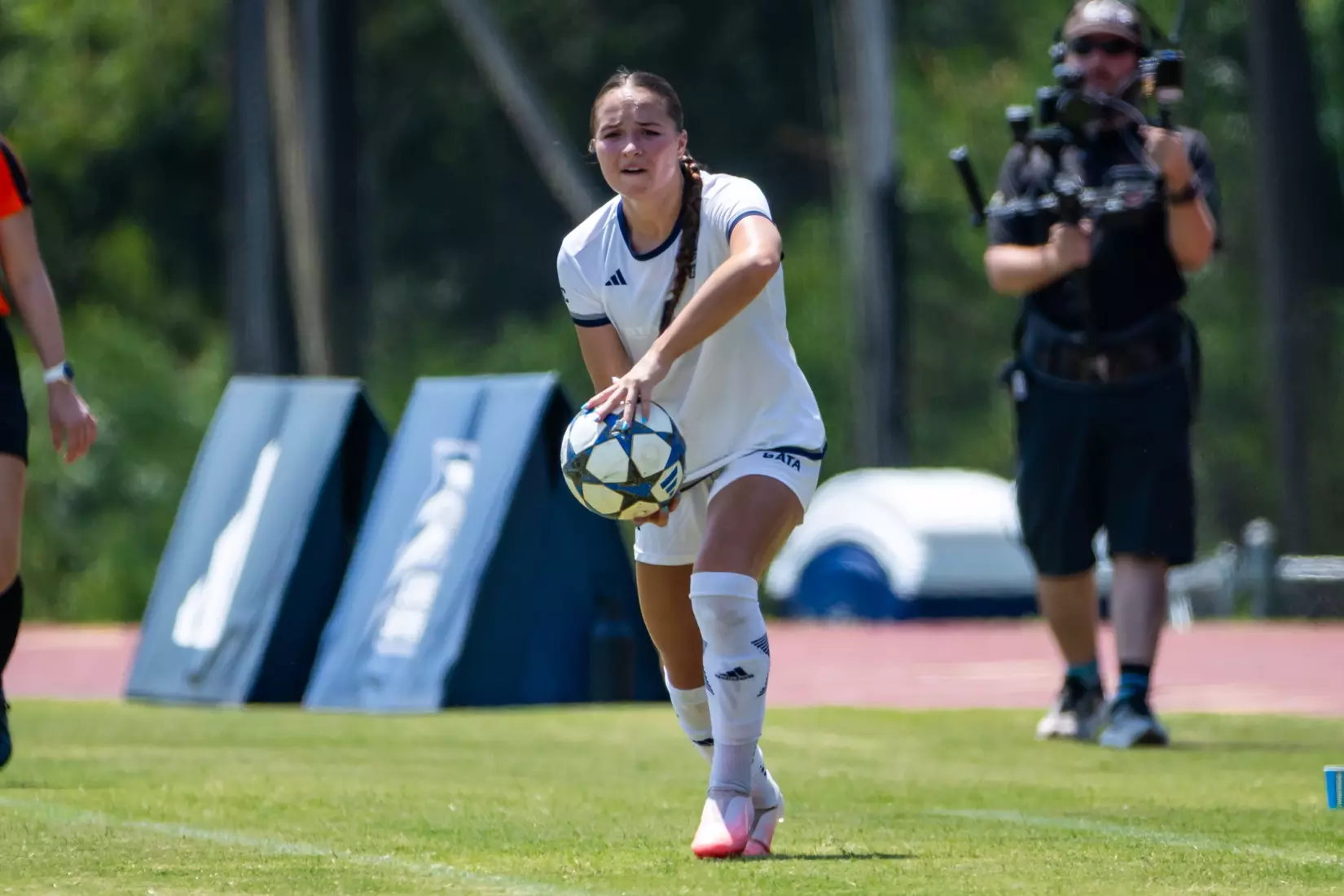 Georgia Southern midfielder Maya Zmistowski (4) during the NCAA women’s soccer match between Georgia Southern and Florida Gulf Coast at Bo Pitts Field on August 16, 2026 in Statesboro, Georgia. (Photograph by AJ Henderson / Georgia Southern Athletics)