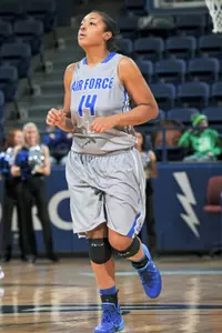 Junior Lindsey Lewis