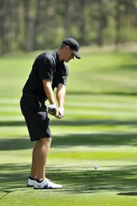 Kyle Westmoreland is in 7th place after the first round of the USF Invitational