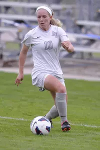 Sophomore F/M Madeleine Lundberg.
