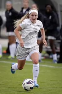 Sophomore M/F Madeleine Lundberg.