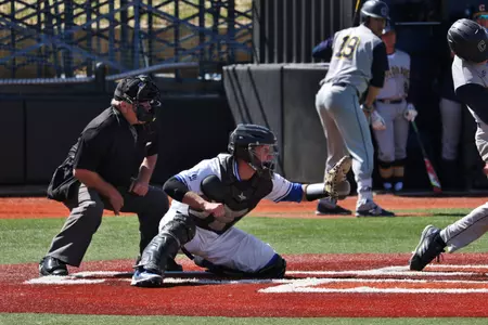 Travis  Wilkie (20