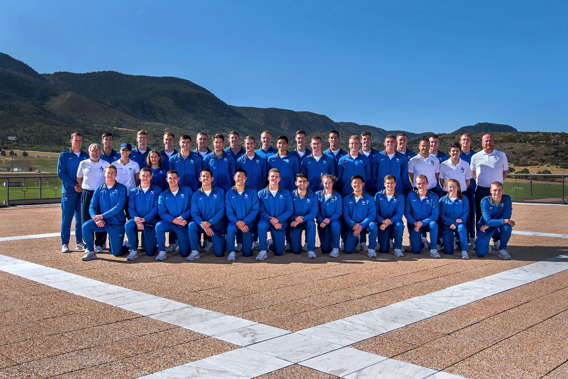 2019-20 Men's Swimming & Diving Team