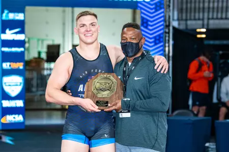 Hendrickson UWW Juniors Title