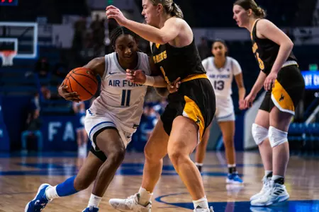 Kayla Pilson Action vs. Wyoming 2022-23