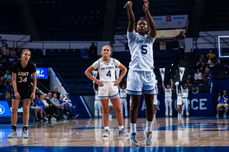 WBB Taylor Britt vs. Army 2023-24