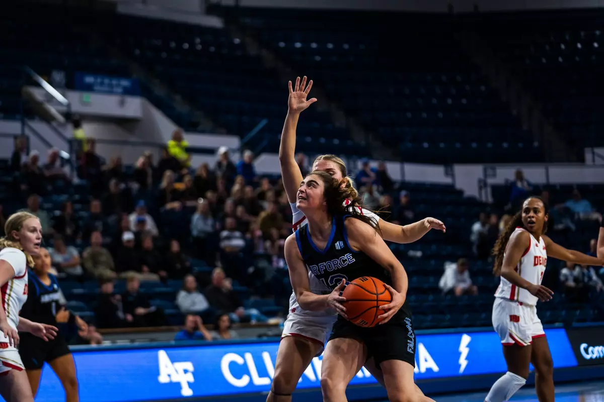WBB Keelie O'Hollaren Action vs. Denver 2023-24