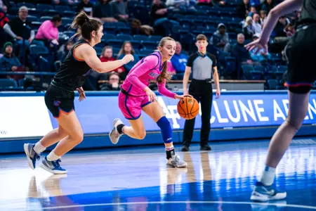Jo Huntimer Action vs. Boise State 2022-23