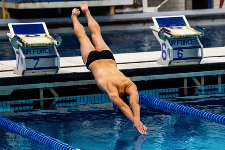 Men's Swimming