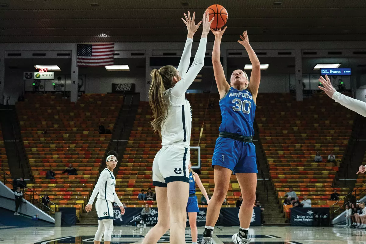 WBB Dasha Macmillan at Utah State 2023-24