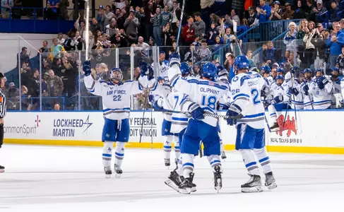 Celebration, Michigan State, Oliphant