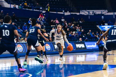 WBB Jo Huntimer Action vs. Nevada 2024-25