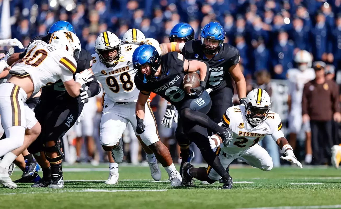 Air Force vs. Wyoming