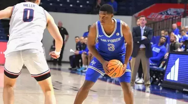 Air Force vs. Belmont (Photo by Bill Biggs)