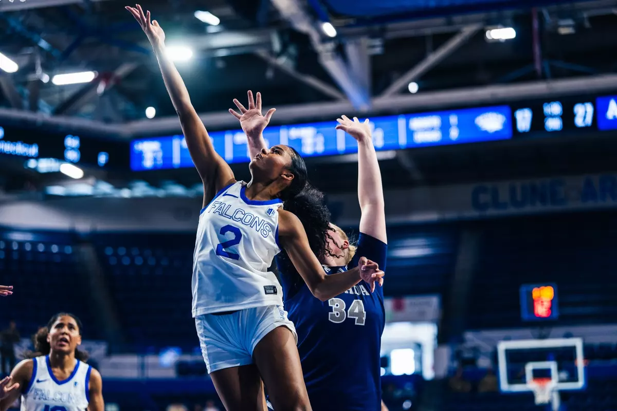 WBB Milahnie Perry Action vs. Nevada 2025-26