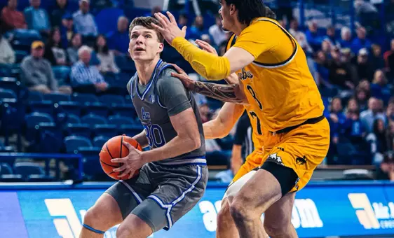 Air Force vs. Wyoming