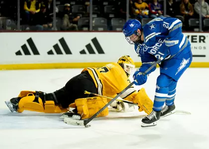 Nichol vs Michigan Tech