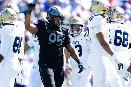 Noah Daniels makes stop vs. Navy