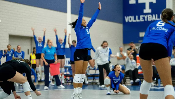 The Falcons celebrate a victory over San Jose State.