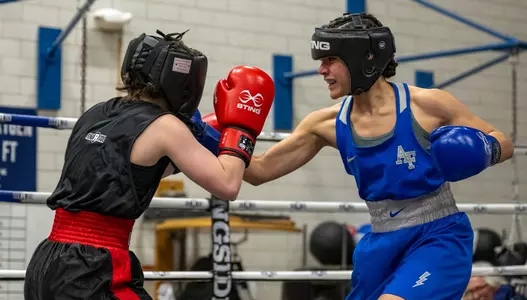 Naomi Nunez won her 121-pound bout at the 2026 Falcon Invitational.