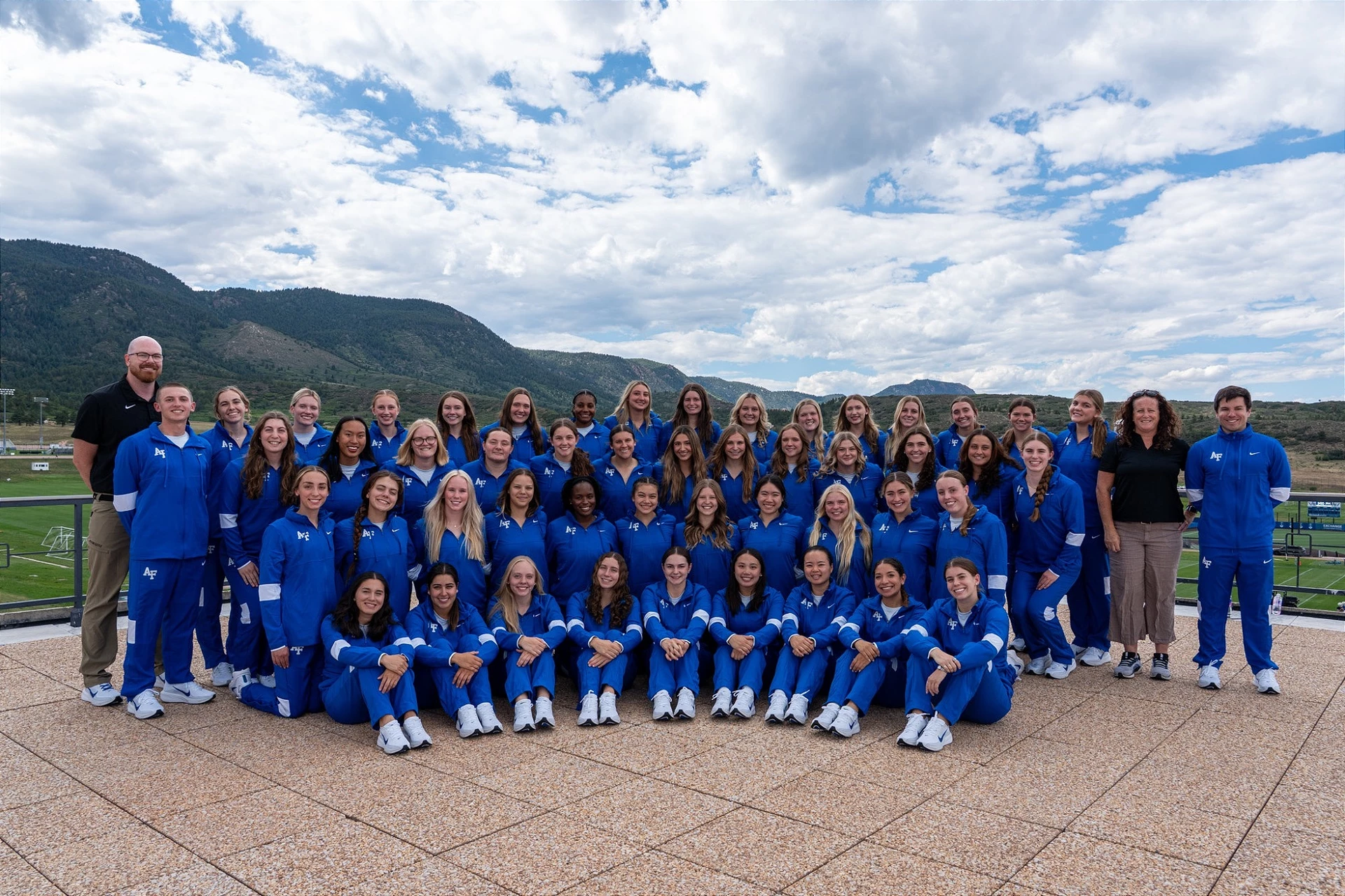 Women's Swim and Dive Team Photo